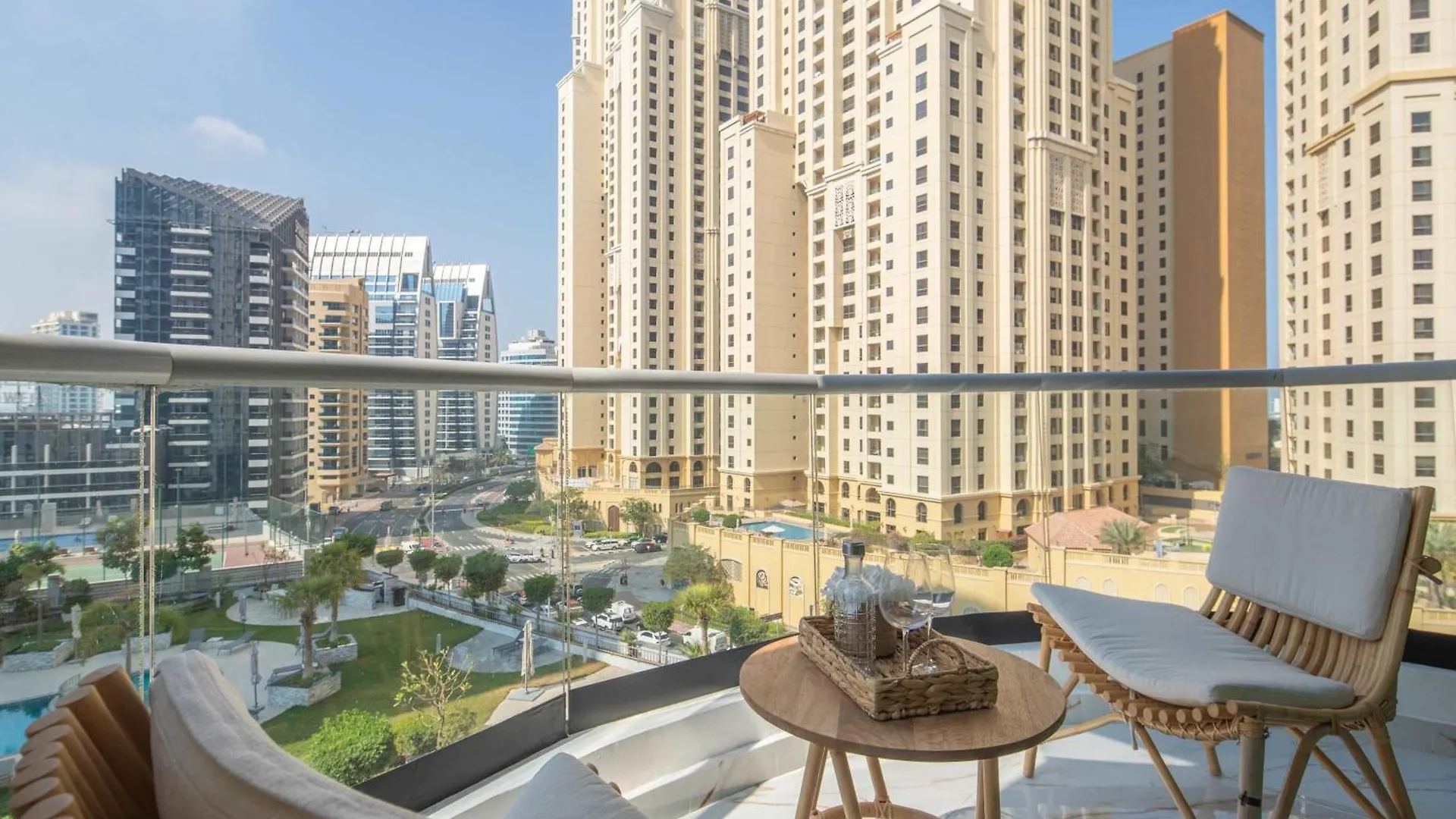 Frank Porter - The Point Tower Dubai 0*,  United Arab Emirates