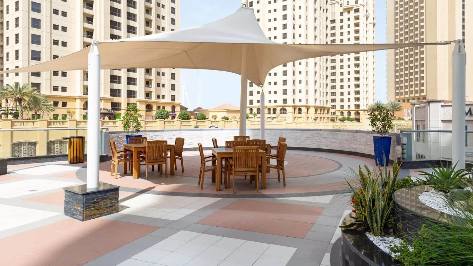 Frank Porter - The Point Tower Dubai Apartment